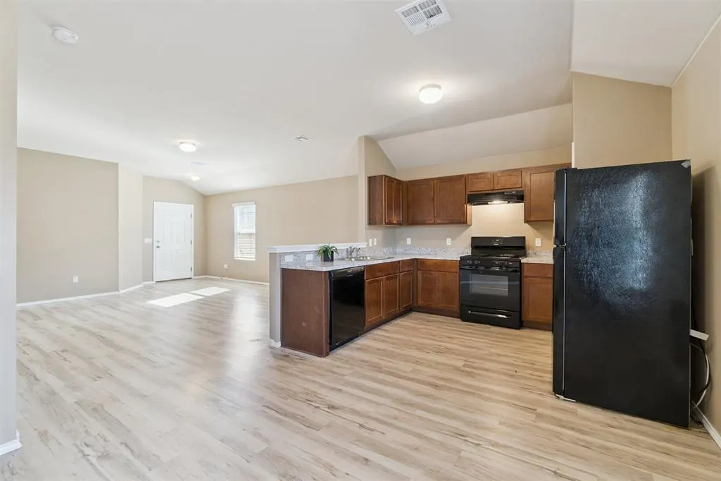 Photo 19 — 1821 Hannah Lane, Oklahoma City, OK 73127