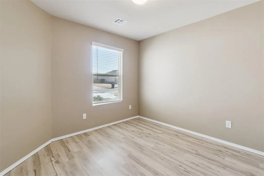 Photo 33 — 1821 Hannah Lane, Oklahoma City, OK 73127