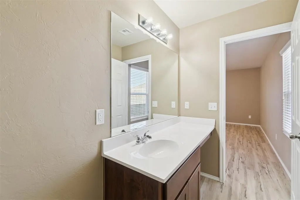 Photo 37 — 1821 Hannah Lane, Oklahoma City, OK 73127