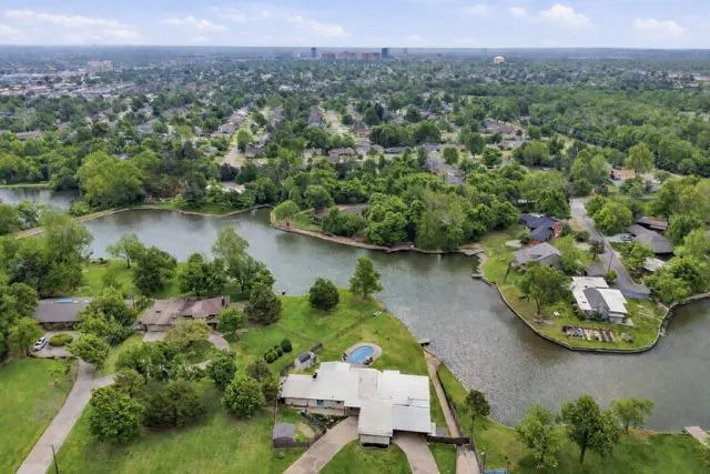 Photo 3 — 6000 N State Street, Oklahoma City, OK 73122