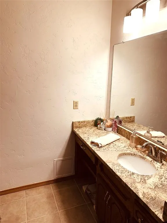 Photo 31 — 221 Sooner Road, Holdenville, OK 74848