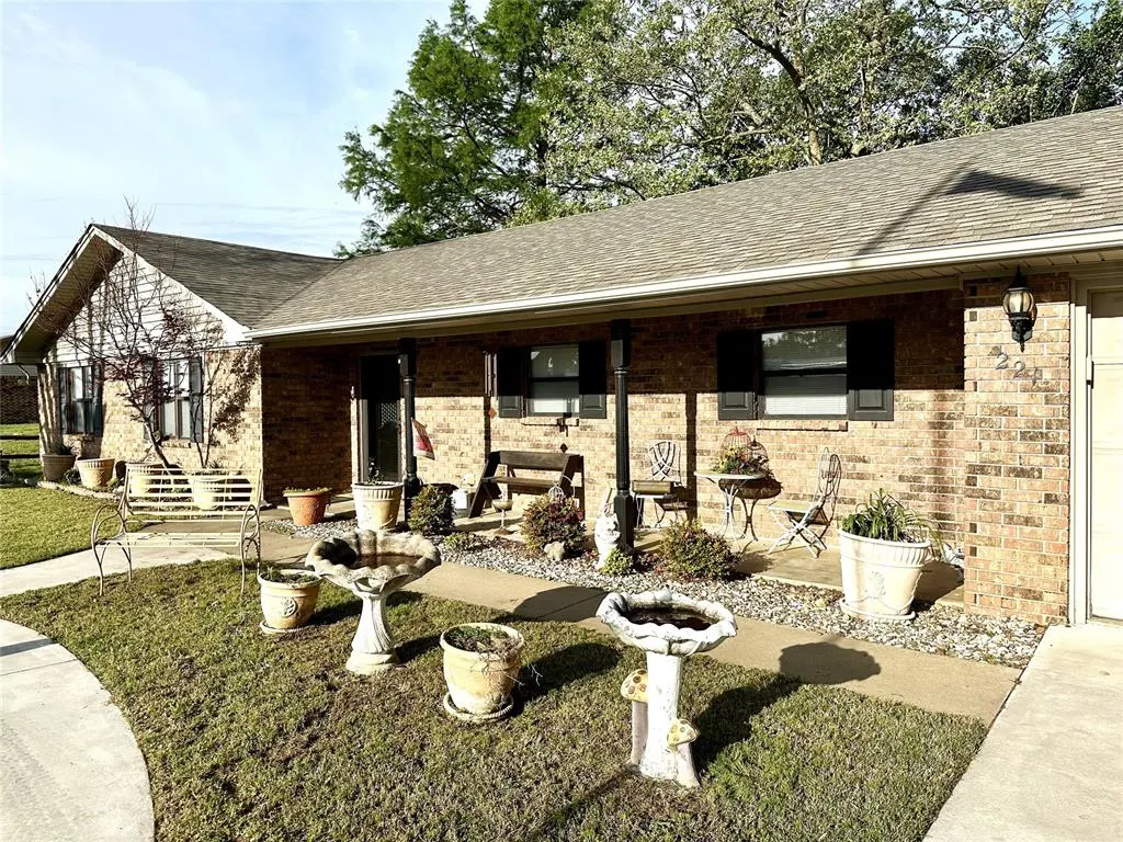 Photo 46 — 221 Sooner Road, Holdenville, OK 74848