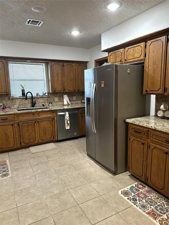Photo 2 — 221 Sooner Road, Holdenville, OK 74848
