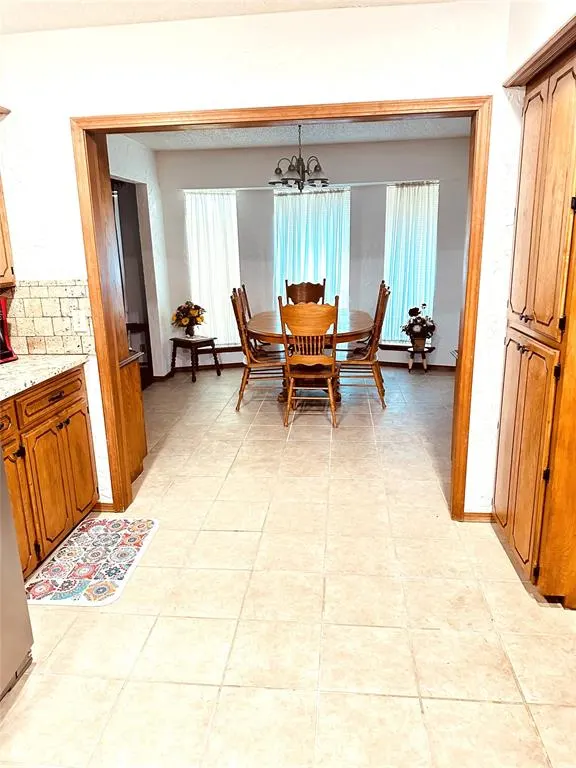 Photo 10 — 221 Sooner Road, Holdenville, OK 74848