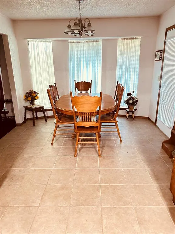 Photo 12 — 221 Sooner Road, Holdenville, OK 74848