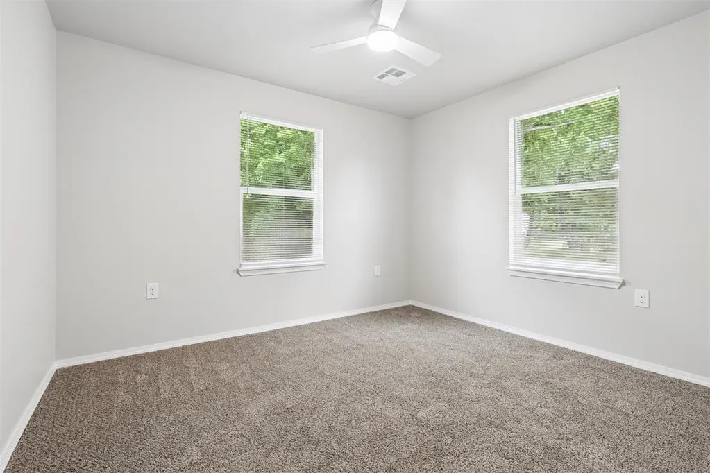 Photo 14 — 901 Hoyt Avenue, Oklahoma City, OK 73114