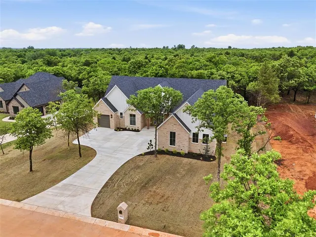 Photo 8 — 8040 Sacred Forest, Arcadia, OK 73007