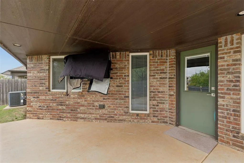 Photo 32 — 17605 Black Hawk Drive, Edmond, OK 73012