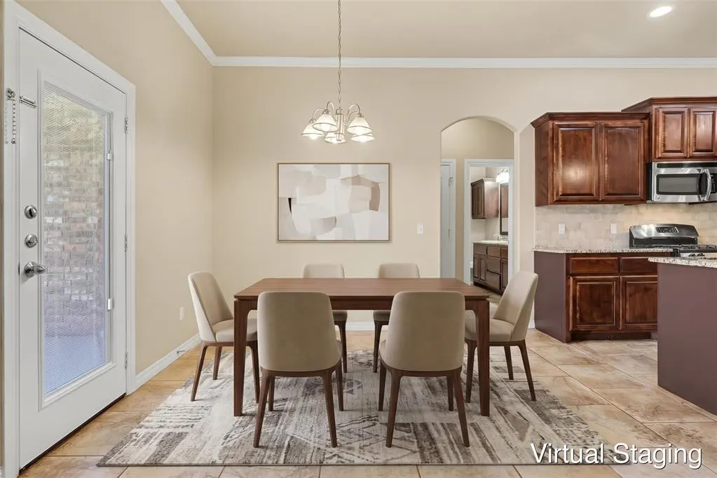 Photo 10 — 2400 Bretton Lane, Edmond, OK 73012