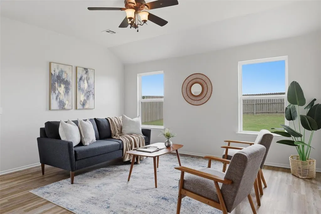 Photo 2 — 2316 Bradford Circle, Newcastle, OK 73065