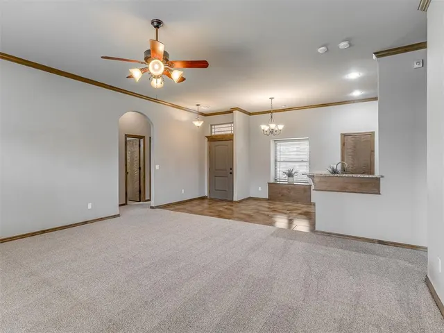 Photo 8 — 805 Bobcat Trail, Yukon, OK 73099