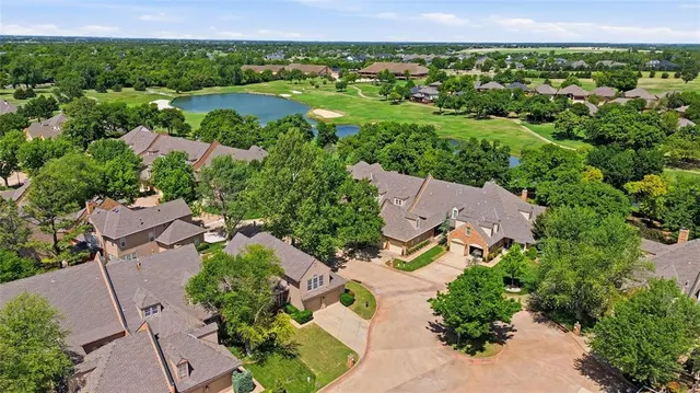 Photo 4 — 5515 Fairway Drive, Edmond, OK 73025
