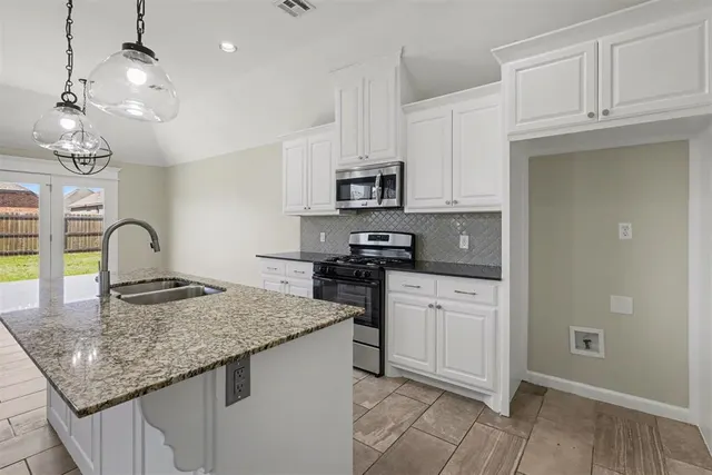 Photo 8 — 11205 SW 41st Terrace, Mustang, OK 73064