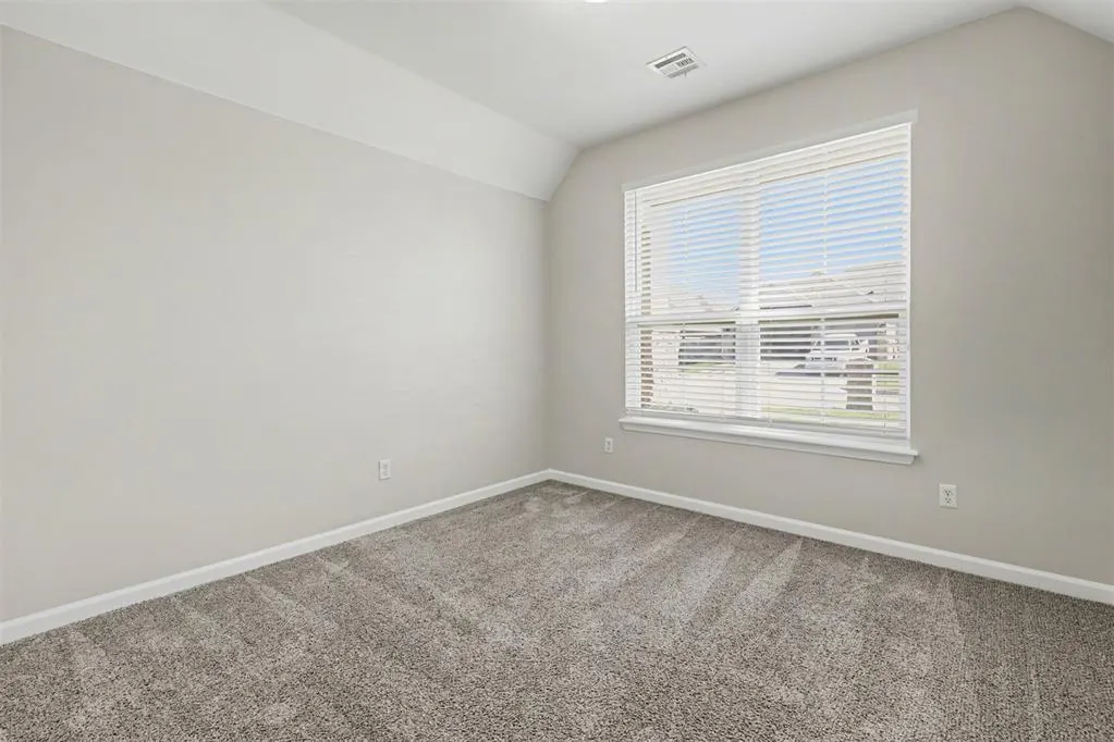 Photo 16 — 11205 SW 41st Terrace, Mustang, OK 73064