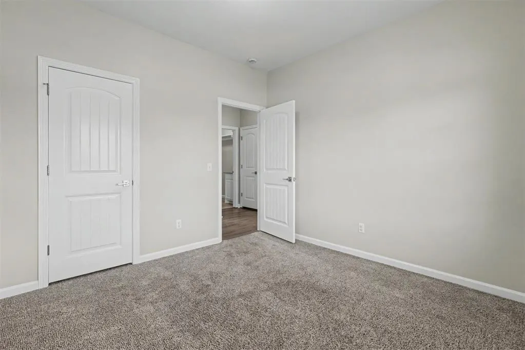 Photo 19 — 11205 SW 41st Terrace, Mustang, OK 73064
