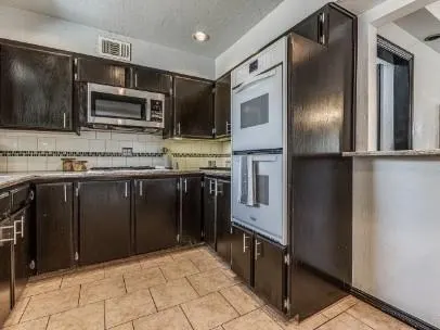 Photo 2 — 2615 NW 63rd Street, Oklahoma City, OK 73116