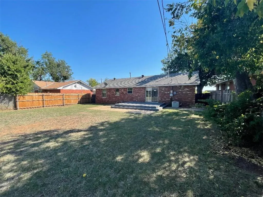 Photo 10 — 2615 NW 63rd Street, Oklahoma City, OK 73116