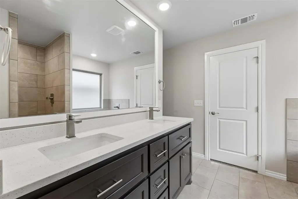 Photo 28 — 16129 Villa Valeria Way, Edmond, OK 73013