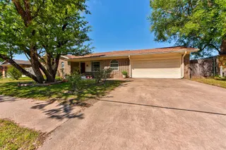Sold home at 3109 N Alexander Lane