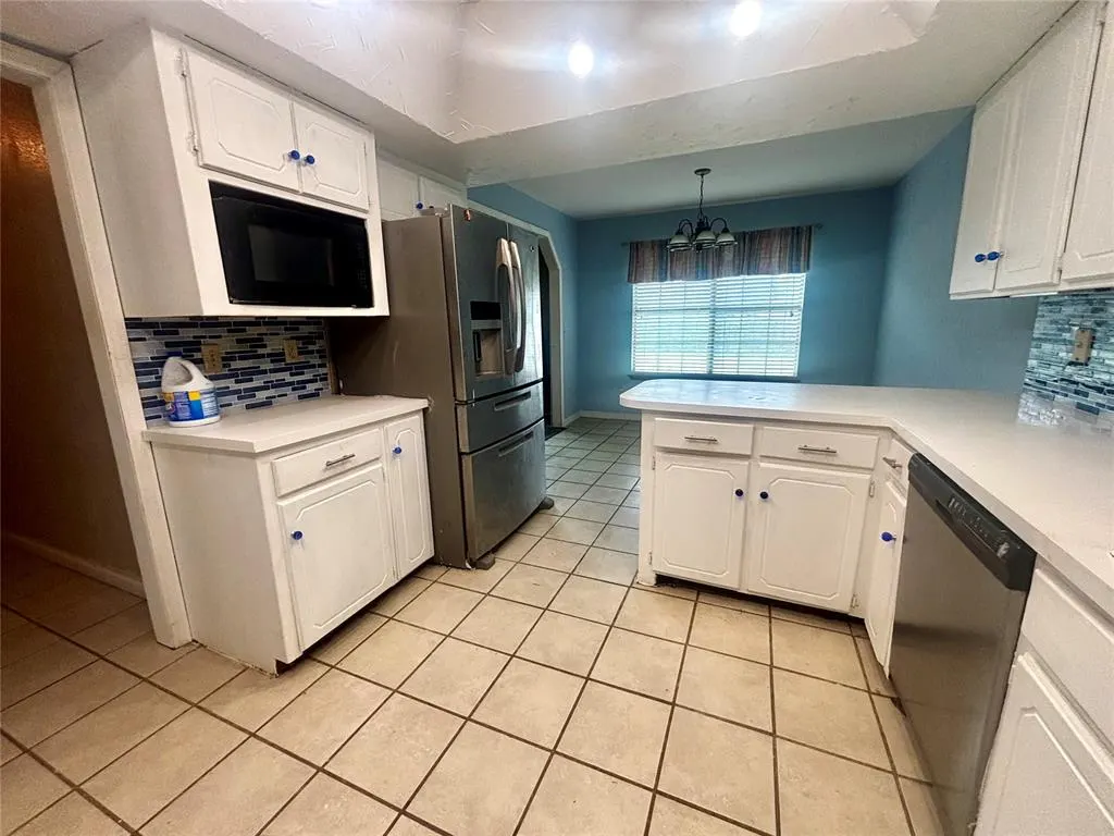 Photo 17 — 8113 NW 113th Street, Oklahoma City, OK 73162