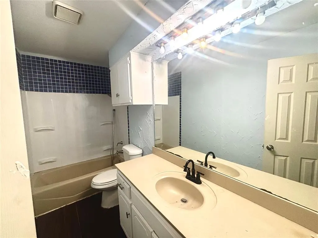 Photo 33 — 8113 NW 113th Street, Oklahoma City, OK 73162