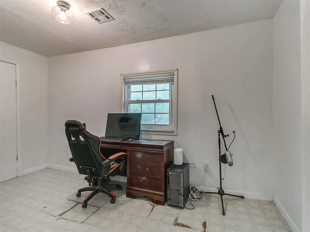 Photo 39 — 6823 S Kleiner Avenue, Oklahoma City, OK 73097