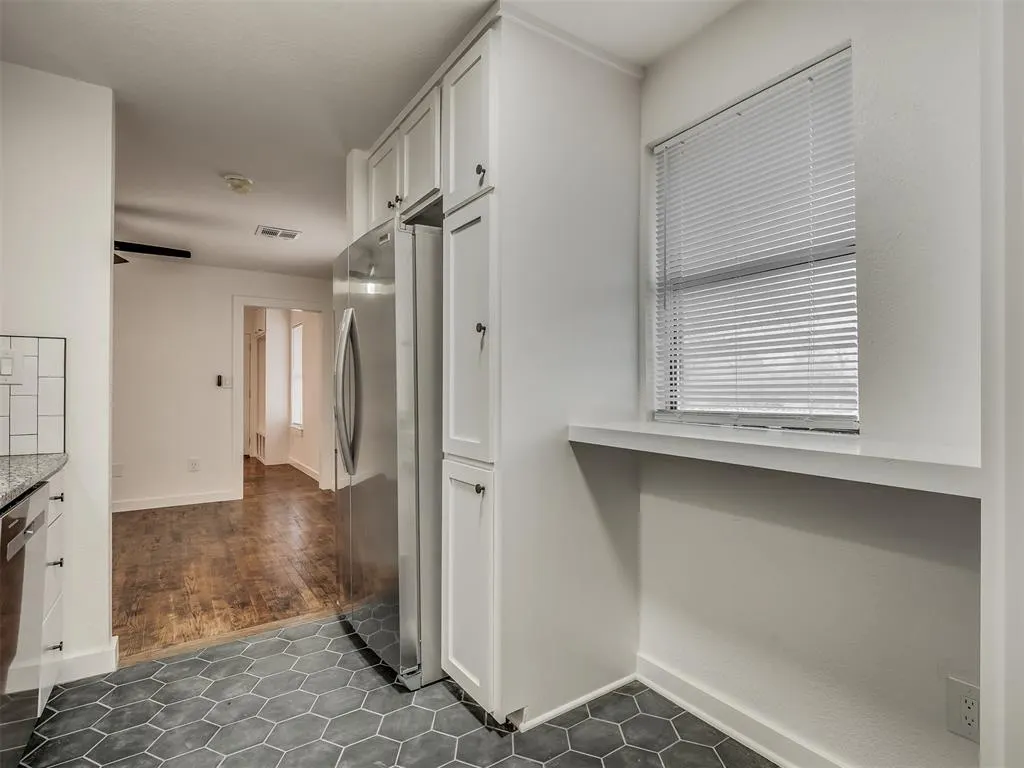 Photo 17 — 131 W Acres Street B, Norman, OK 73069