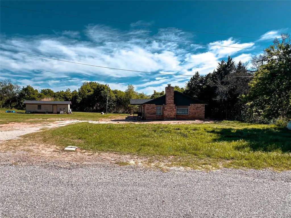 Photo 2 — 23039 E County Road 1400 Road, Anadarko, OK 73005