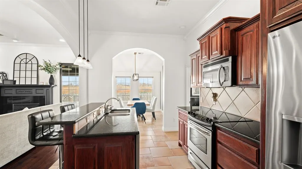 Photo 7 — 1507 NW 13th Place, Moore, OK 73170