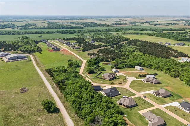 Photo 3 — 9524 Regado Court, Guthrie, OK 73044