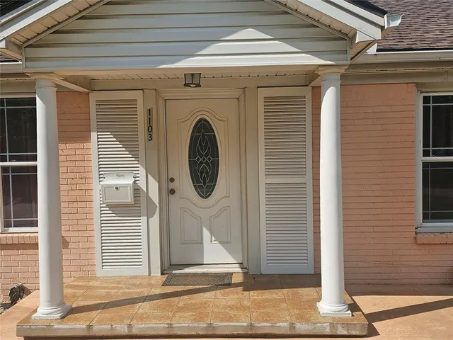 Photo 3 — 1103 McNamee Street, Norman, OK 73069