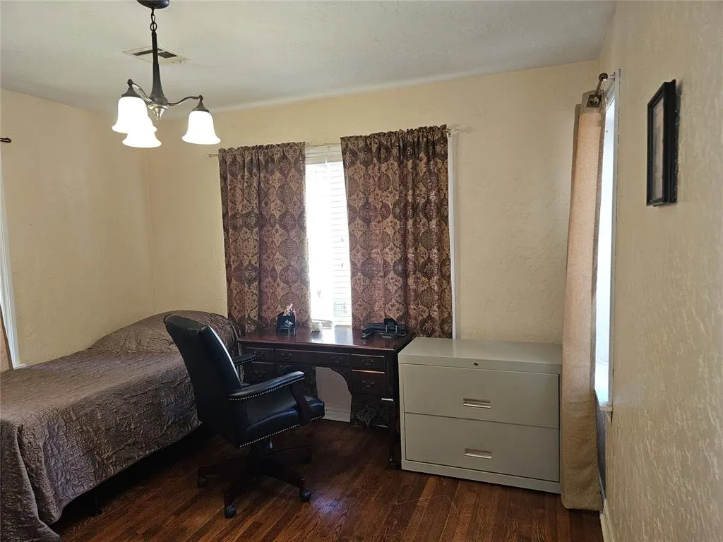 Photo 16 — 1103 McNamee Street, Norman, OK 73069