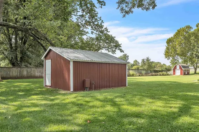 Photo 8 — 10800 S Brook Drive, Oklahoma City, OK 73165
