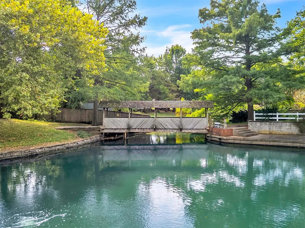 Photo 16 — 10800 S Brook Drive, Oklahoma City, OK 73165