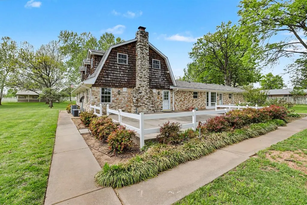 Photo 44 — 10800 S Brook Drive, Oklahoma City, OK 73165