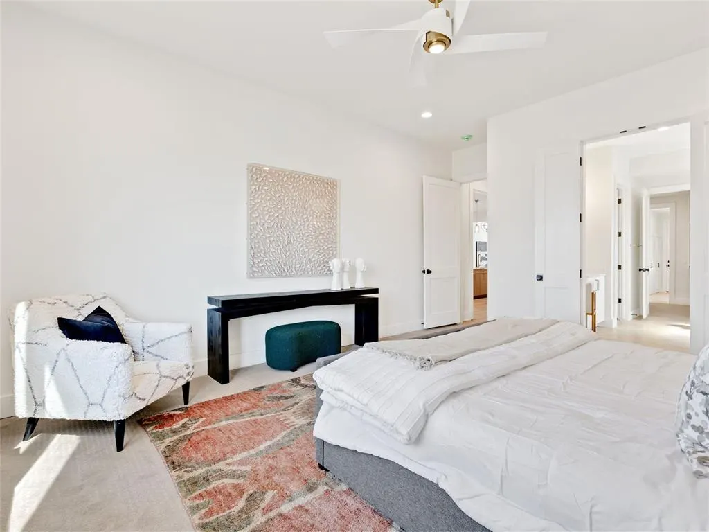 Photo 26 — 810 NW 72nd Street, Oklahoma City, OK 73116