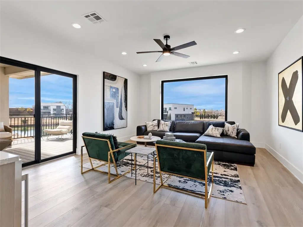 Photo 36 — 810 NW 72nd Street, Oklahoma City, OK 73116