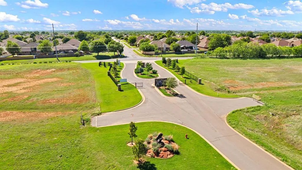 Photo 48 — 2500 Heathery Park, Oklahoma City, OK 73128