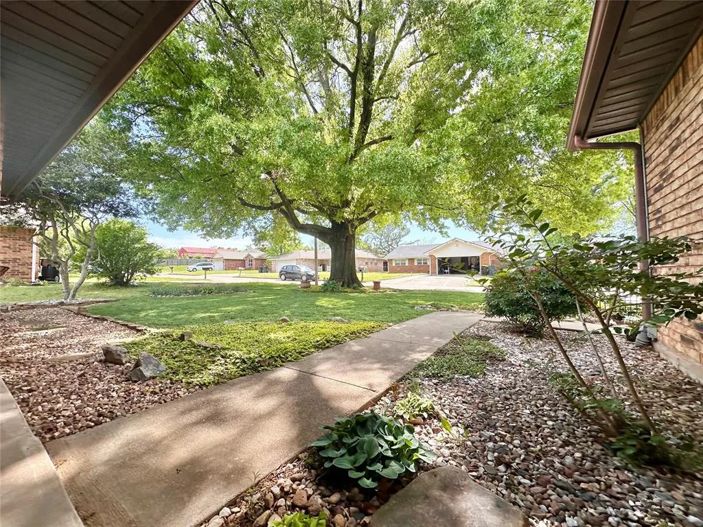 Photo 37 — 507 Mark Street, Tecumseh, OK 74873