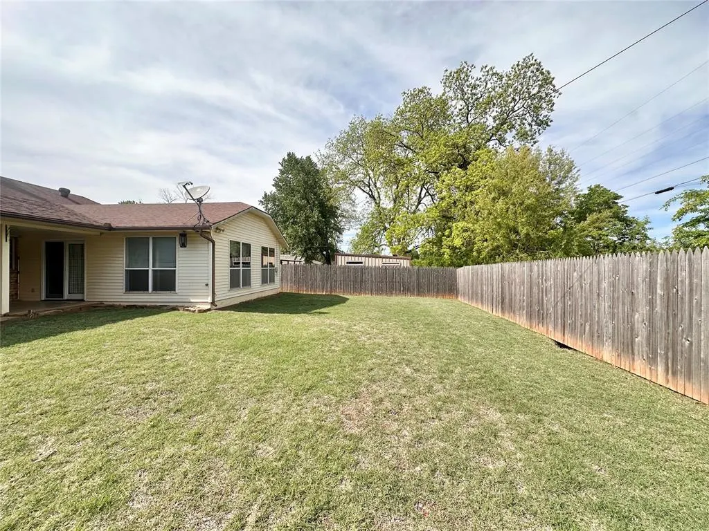 Photo 40 — 507 Mark Street, Tecumseh, OK 74873