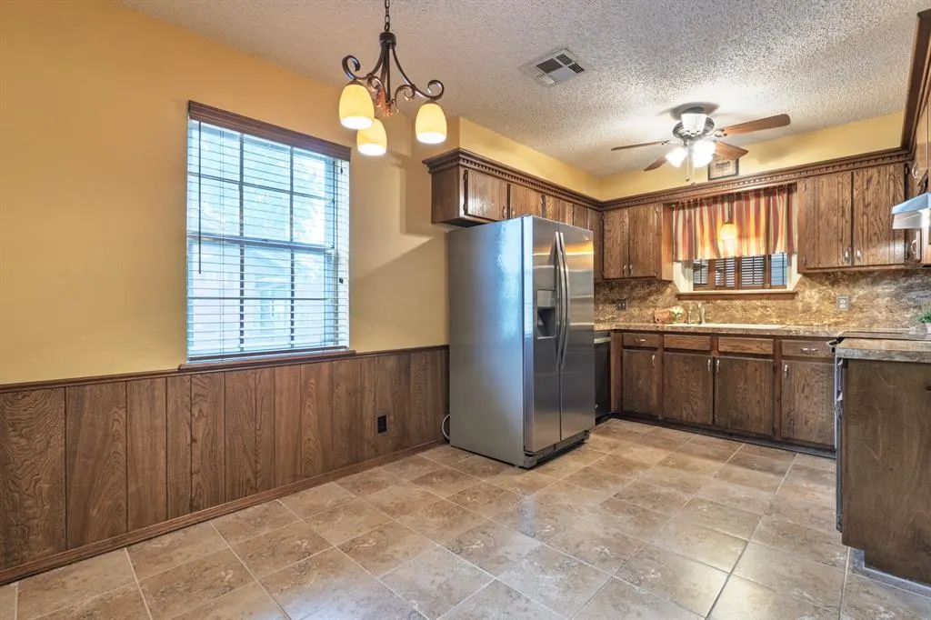 Photo 8 — 507 Mark Street, Tecumseh, OK 74873