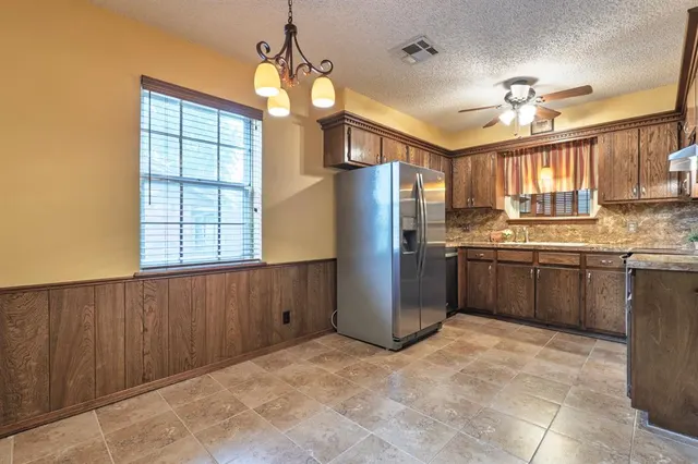 Photo 8 — 507 Mark Street, Tecumseh, OK 74873
