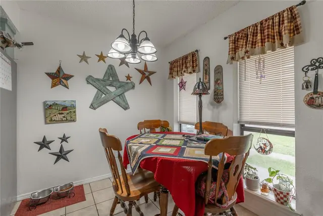 Photo 6 — 1000 Acacia Circle, Noble, OK 73068