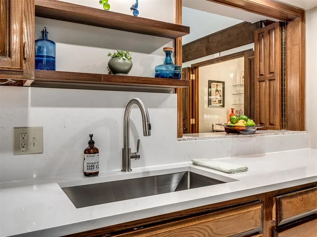 Photo 18 — 6652 S Jamestown Place, Tulsa, OK 74136