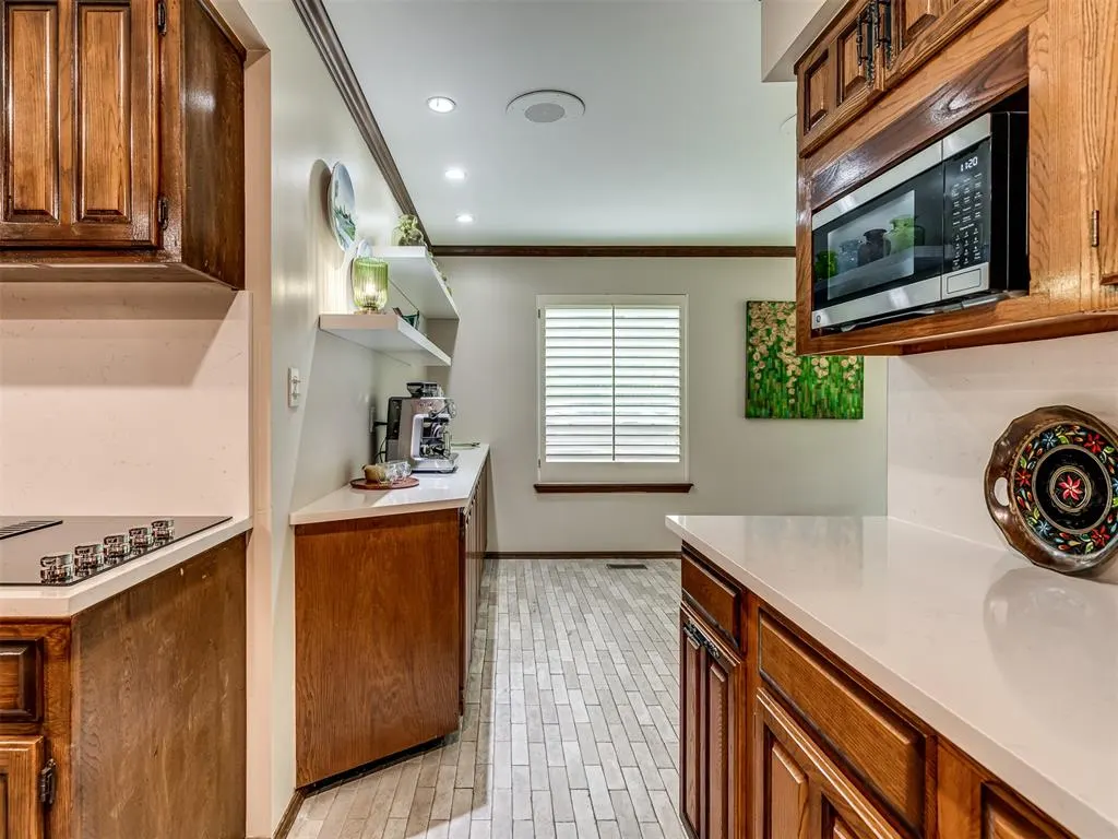 Photo 19 — 6652 S Jamestown Place, Tulsa, OK 74136