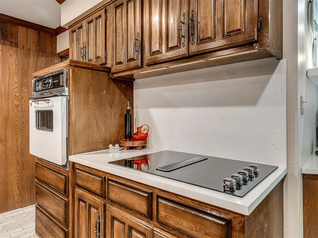 Photo 20 — 6652 S Jamestown Place, Tulsa, OK 74136