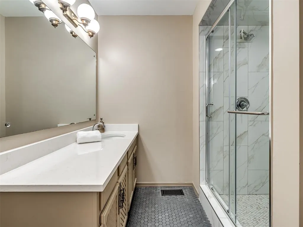 Photo 30 — 6652 S Jamestown Place, Tulsa, OK 74136