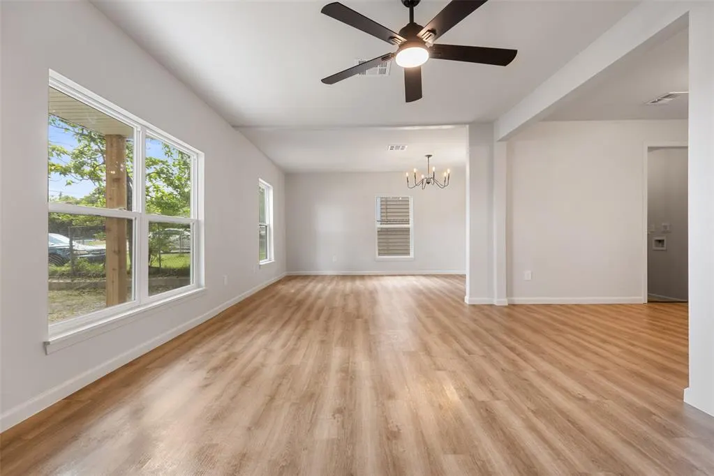 Photo 3 — 12717 NE 36th Street, Spencer, OK 73084