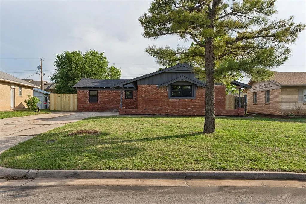 Front exterior — 3022 SW 57th Street, Oklahoma City, OK 73119