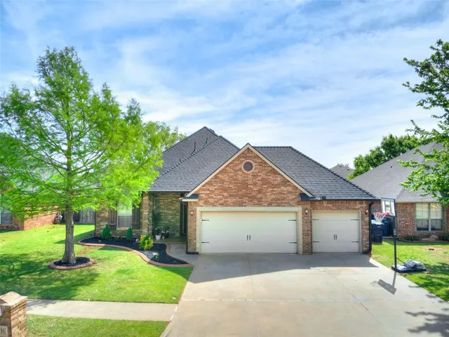 Photo 7 — 4816 Granite Drive, Oklahoma City, OK 73179